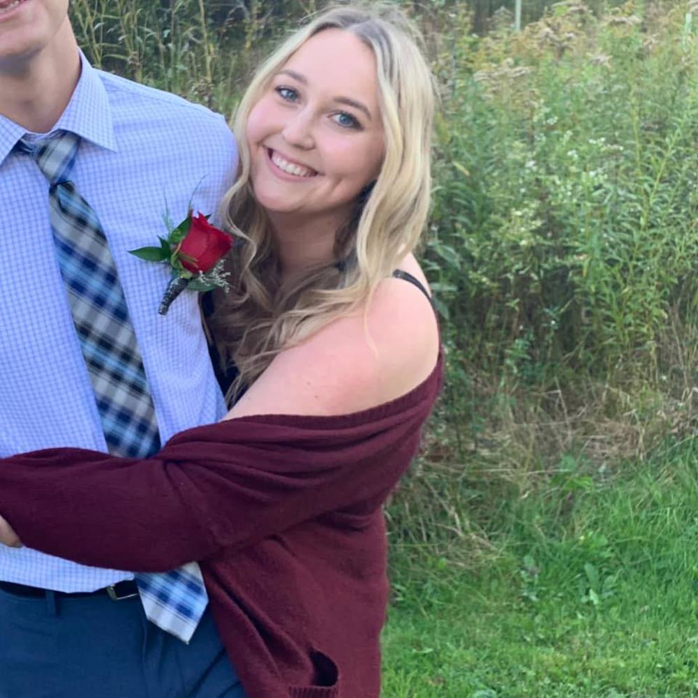 Meet your Posher, Emily